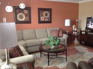 450 Scarborough Ln #450, Painesville, OH 44077