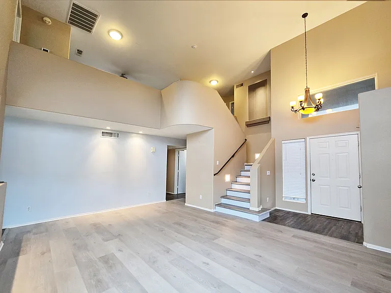 Living room leading to 2nd floor