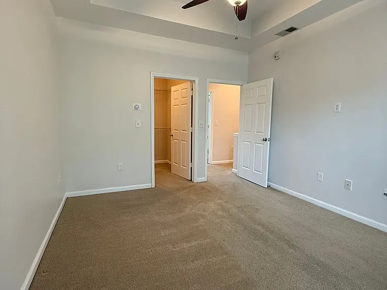 1055 Park Row N — Photo 14
