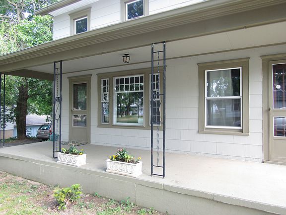 Covered Front Porch
