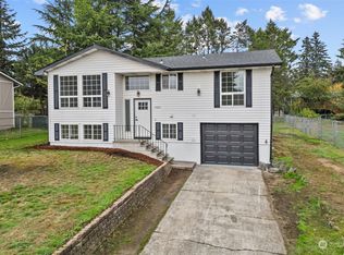 15217 16th Ave E, Tacoma, WA