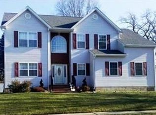 339 Muriel Ave, Piscataway, NJ