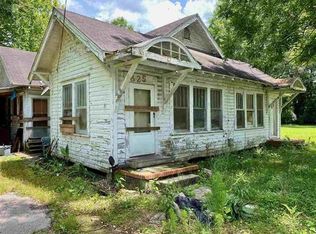 825 S 14th St, Silsbee, TX 77656