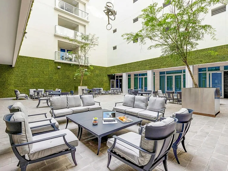 777 N Ocean Dr #ID1227237P — Photo 12