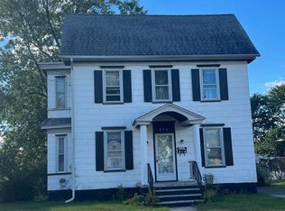 572 N Delaware St, Paulsboro, NJ 08066