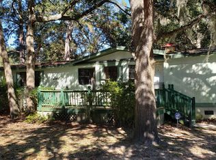 3 Sandhill Dr, Beaufort, SC 29906