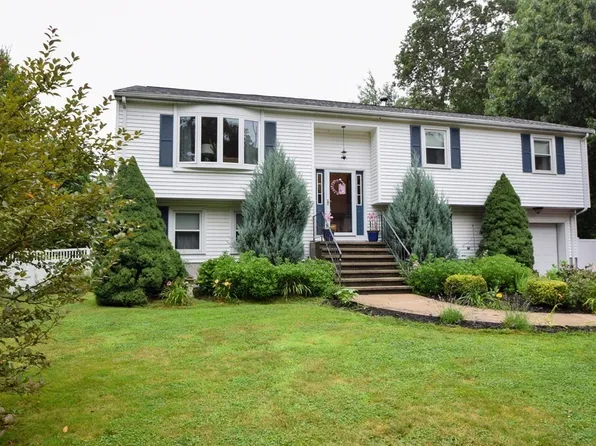 75 Johnson Dr, Randolph, MA 02368