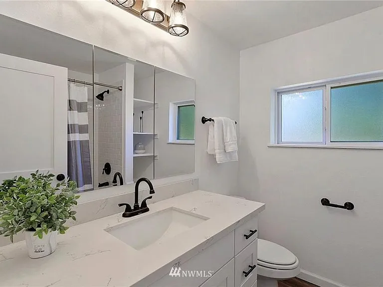1014 SW 126th St — Photo 16