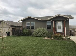 1817 Rain Drop Cir, Spearfish, SD 57783