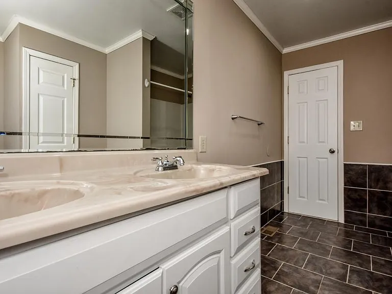 7730 Deer Track Dr — Photo 26