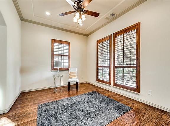 5th image of 1717 Landon Ln
