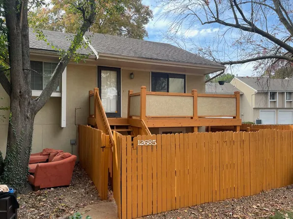 12685 W 108th St, Overland Park, KS 66210