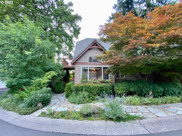 5271 Overbrook Ln, Eugene, OR 97405