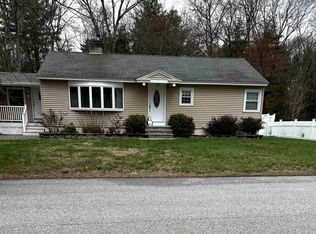 10 Eleanor St, Salem, NH 03079