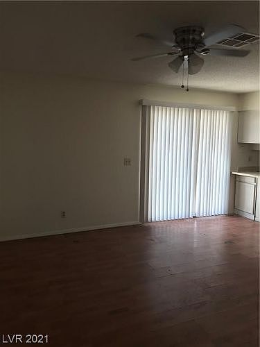 2nd image of 517 Zuber Ave