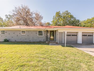 5012 Ira St, Haltom City, TX, 76117