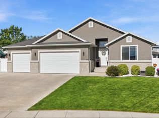 63 W Adams Cv, Saratoga Springs, UT 84045