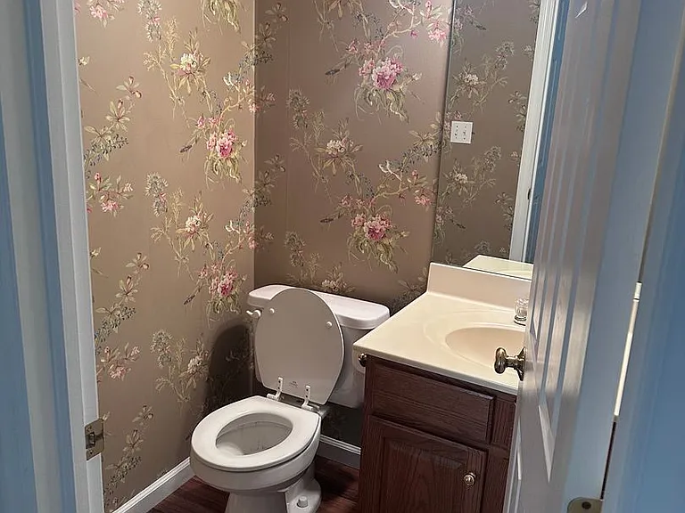202 Amblewood Way — Photo 7
