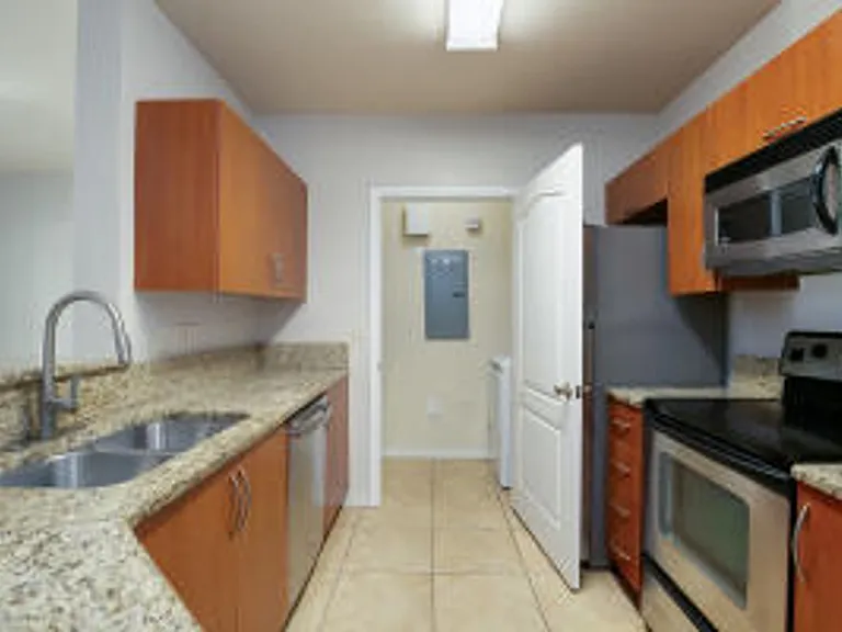 140 SW Peacock Blvd #21-205 — Photo 10