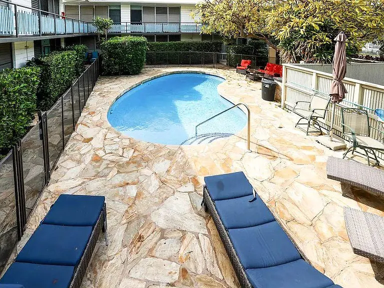 3824 Leahi Ave #111 — Photo 12
