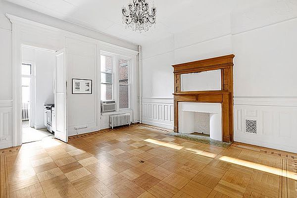 1st image of 312 W 91st St #1