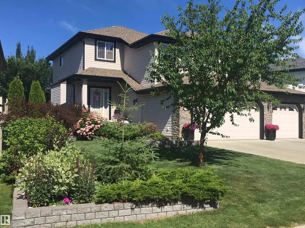 7548 Speaker Way NW, Edmonton, AB T6R 0P1