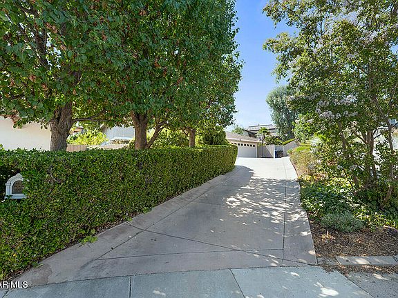 2nd image of 1641 Bucksglen Ct