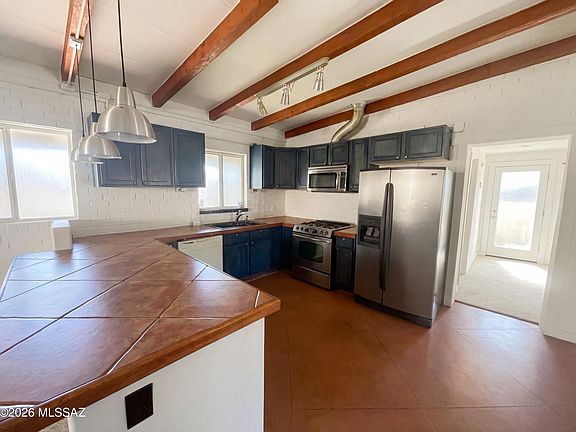 2nd image of 2519 N Richey Blvd