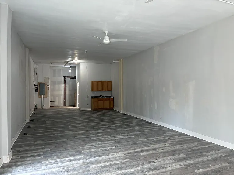 5520 W North Ave — Photo 22
