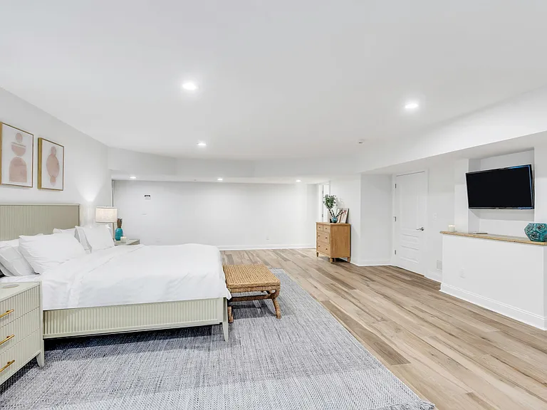 51 Cliff Rd — Photo 18