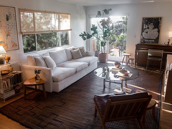3rd image of 2020 Lemoyne St