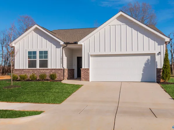 18064 Daniel Island Dr, Athens, AL 35611