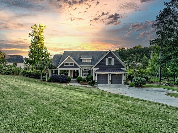 2nd image of 125 Sea Grass Ln
