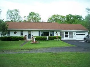 689 Jacks Creek Rd, Lewistown, PA 17044