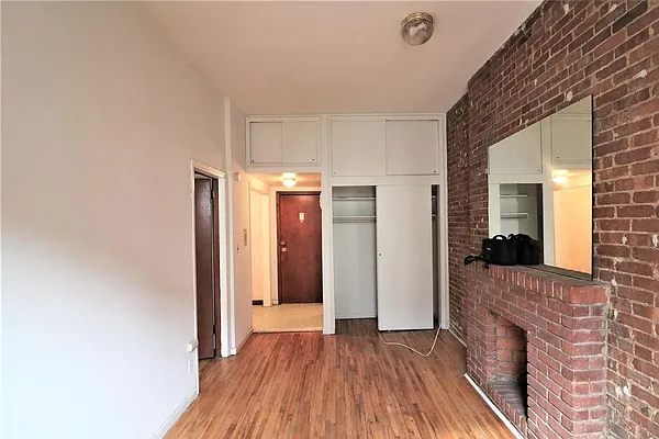 Rented by Corcoran | media 6