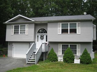 157 Gold Key Rd, Milford, PA 18337