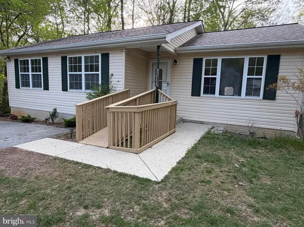 12579 Childress Ln, Lusby, MD 20657