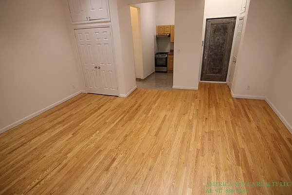 Rented by America Mecca Realty LLC | media 23