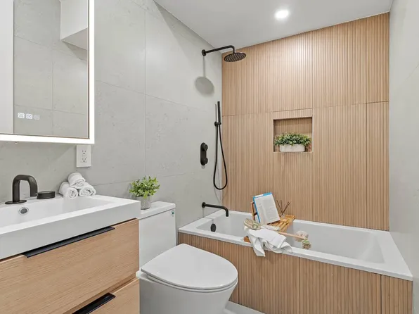 204 Withers Street image 8 of 12