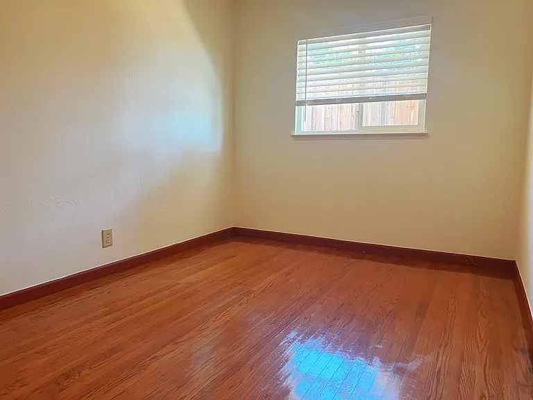 24376 Margaret Dr #24376 — Photo 7