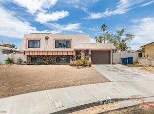 6945 Surrey Ct, Las Vegas, NV 89145
