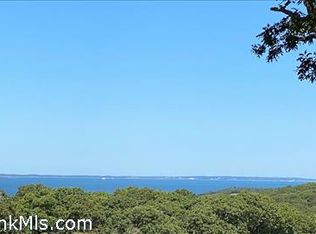 86 Gosnolds Way, Chilmark, MA 02535