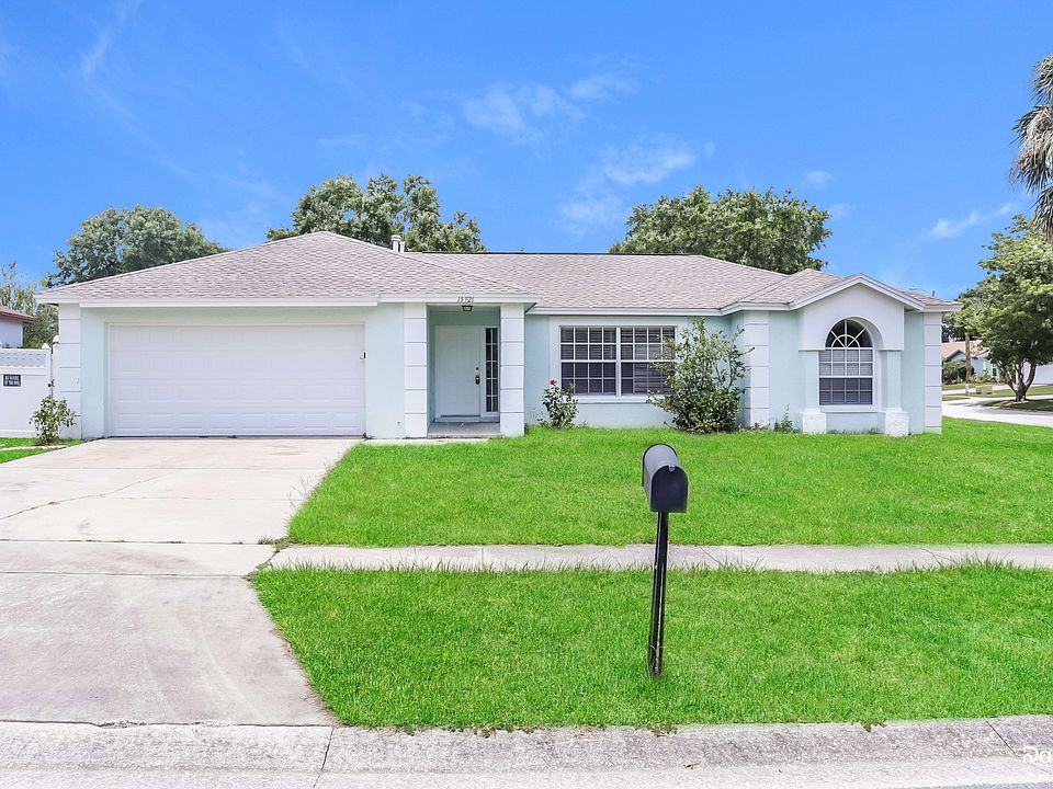 1st image of 15926 Hidden Lake Cir