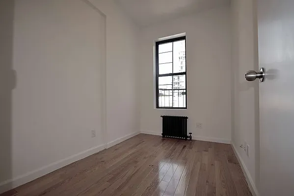 Rented by Roselyn  Fortuna LLC | media 8