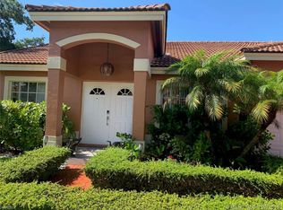 8848 NW 188th St, Hialeah, FL 33018