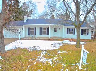 12882 Chippewa Dr, Grand Ledge, MI 48837
