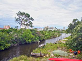 309 W 3rd Ave, Gulf Shores, AL 36542