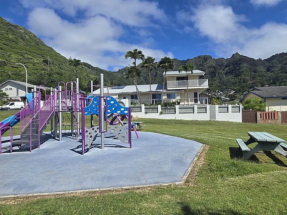 2nd image of 797 Ainapo St