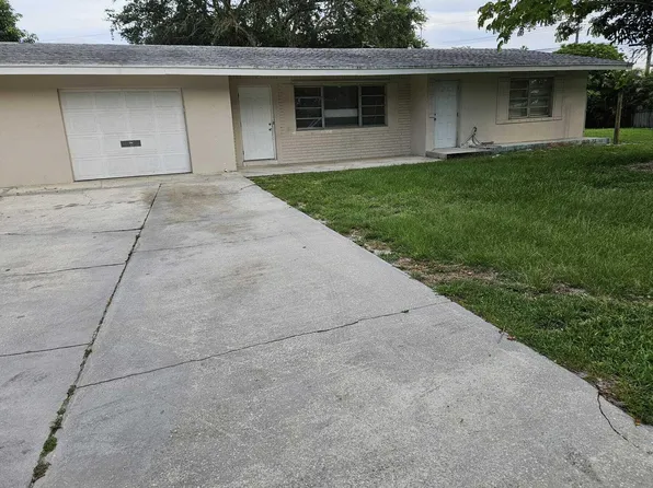 1980 Kirk Rd, Palm Springs, FL 33406