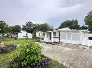 3020 NW 161st St, Miami Gardens, FL 33054
